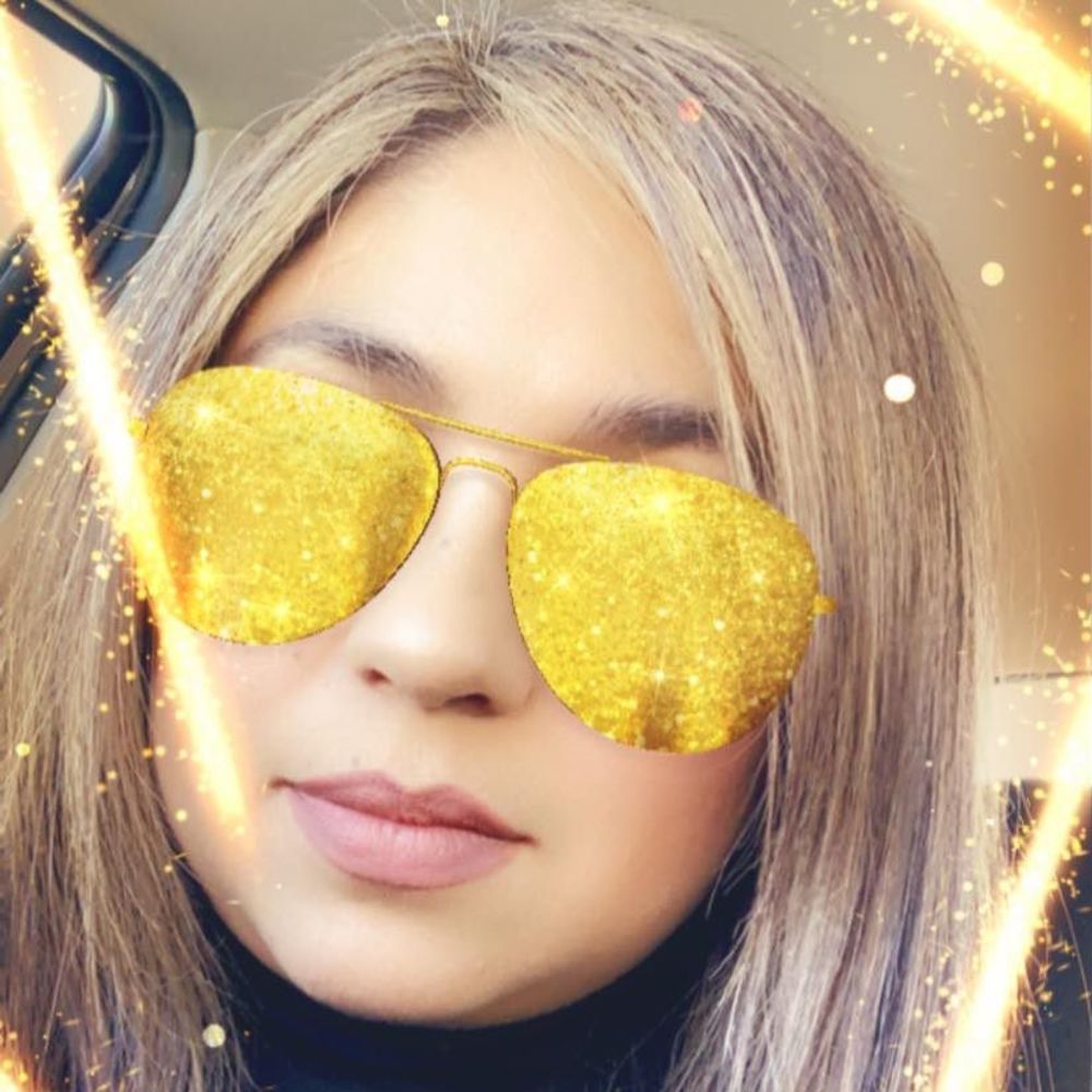 Meet your Posher, Marina